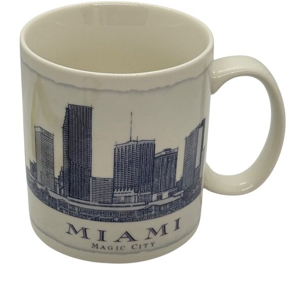 Starbucks Miami Magic City Architecture Coffee Mug 18 Oz 2008 Skyline Design - Picture 1 of 4
